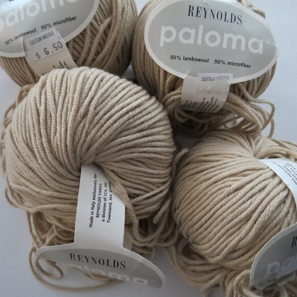 🛒 $8 - 4 Skeins of Reynolds Paloma Yarn Lambs wool & Microfiber #1874 - Picture 3 of 5